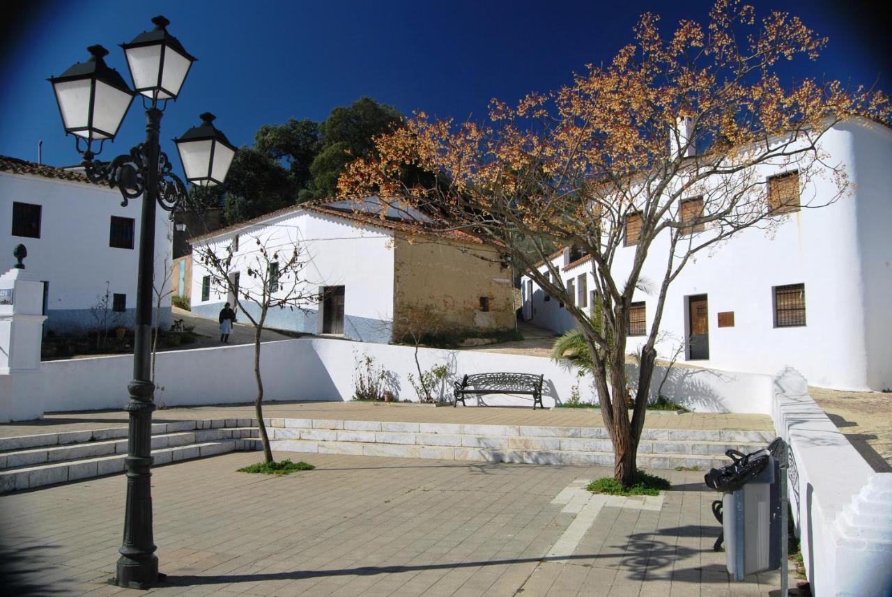 El Alojamiento Rural De Peter Aracena Exterior photo